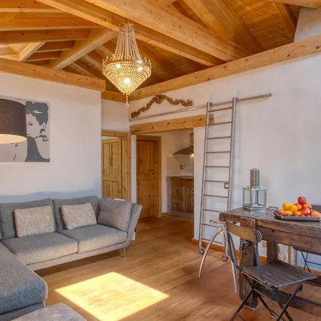 Casa Diamante Gera Lario